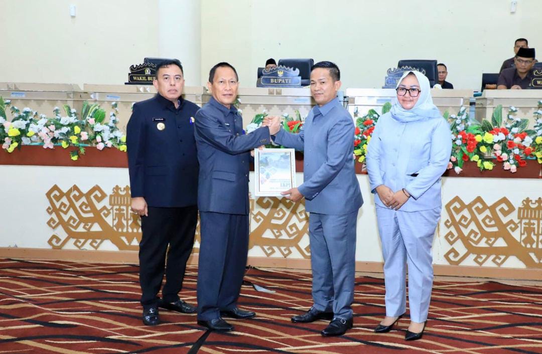 Sampaikan LKPJ Tahun 2024, Bupati Tulang Bawang Ungkap Peningkatan Pertumbuhan Ekonomi dan IPM