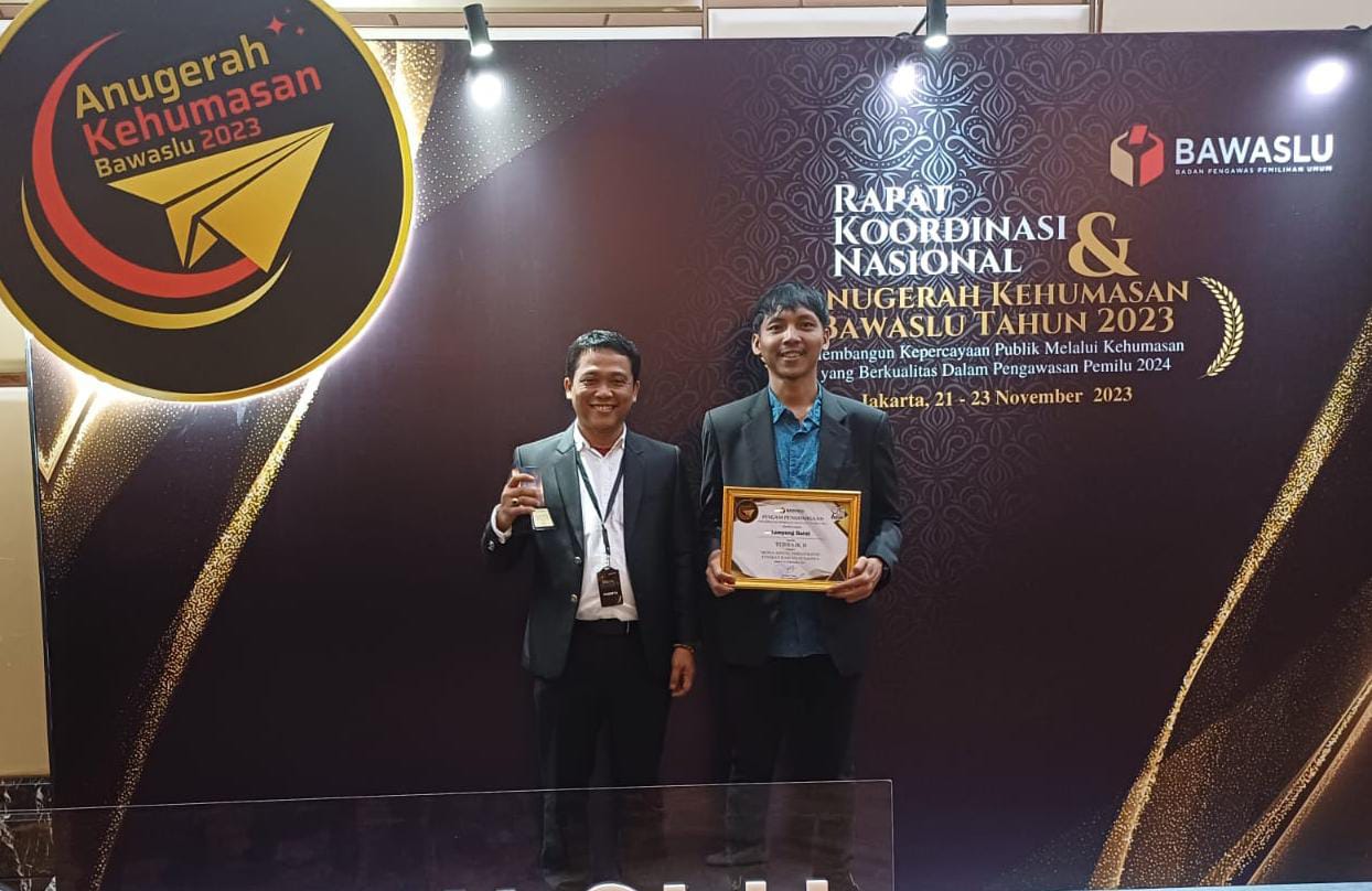 Humas Bawaslu Lambar Sabet Terbaik II Medsos Teredukatif Tingkat Nasional