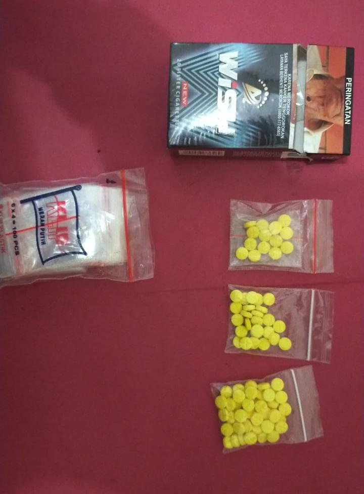 Bawa 92 Butir Pil Heximer, Warga Lampung Timur Diamankan
