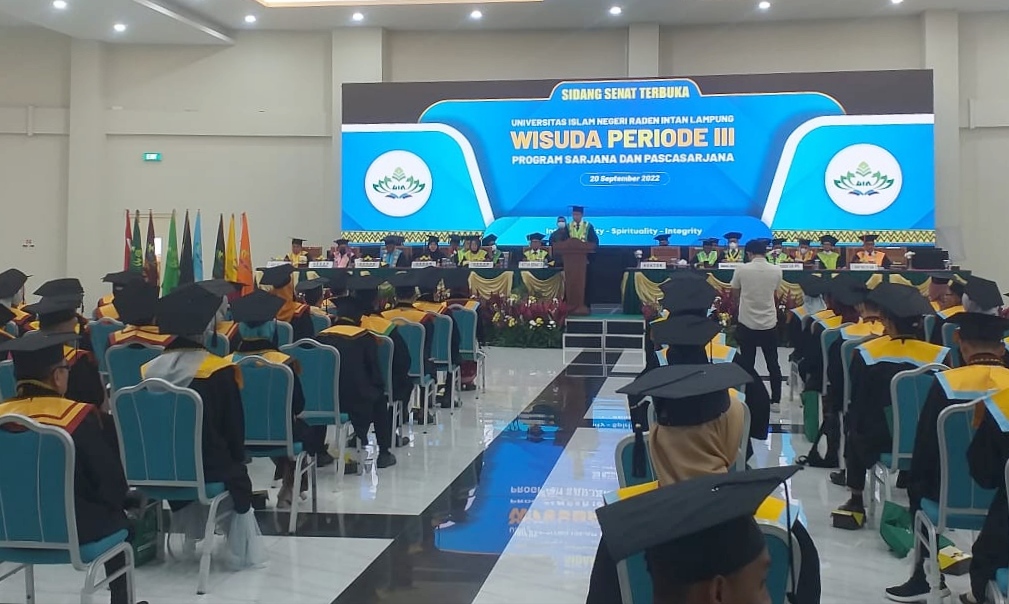 Wisudawan Periode III UIN RIL Resmi Dikukuhkan