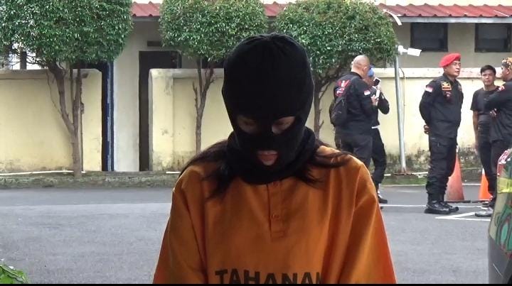 Wanita di Bandarlampung Ditangkap Usai Kuras ATM Orang Tua Temannya Hingga Rp 70 Juta