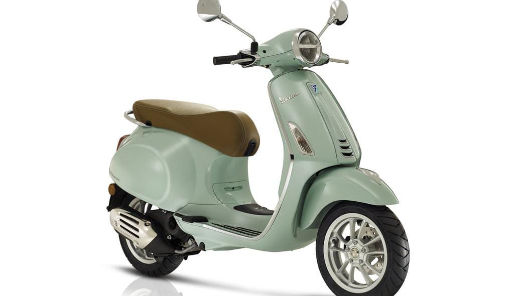 Rekomendasi 5 Vespa Terbaru 2024 Bergaya Sporty Lengkap Kisaran Harganya