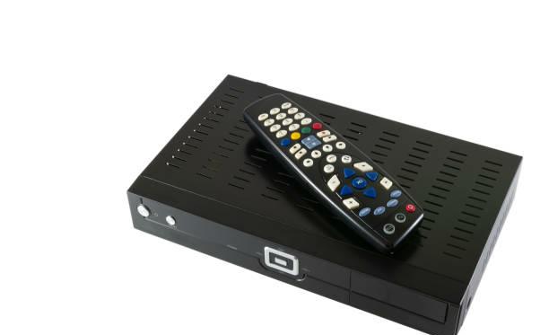 Super Canggih! Nikmati Sinyal Siaran TV yang Stabil Pakai Set Top Box Berkualitas Tinggi