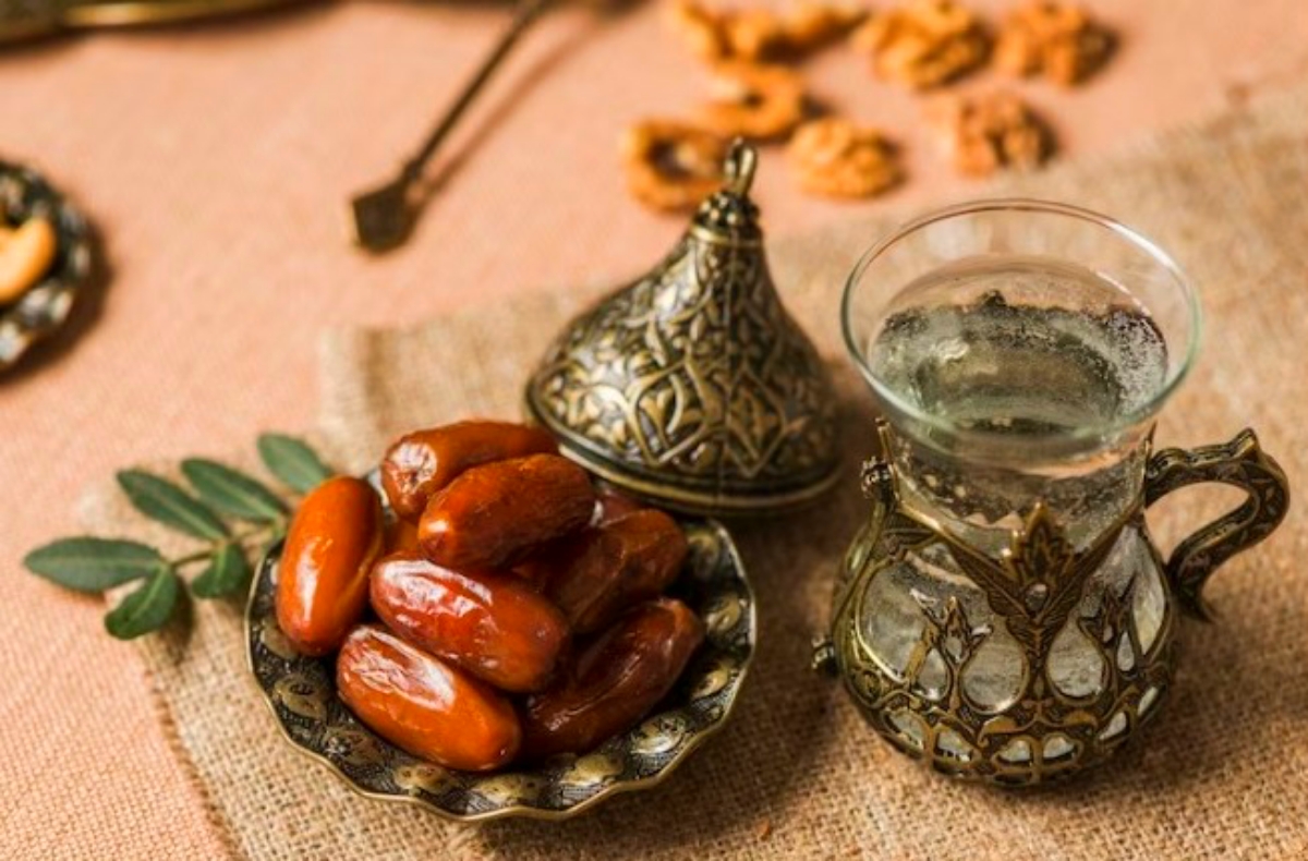 7 Menu Buka Puasa yang Sehat, Ada Kurma Hingga Buah-Buahan