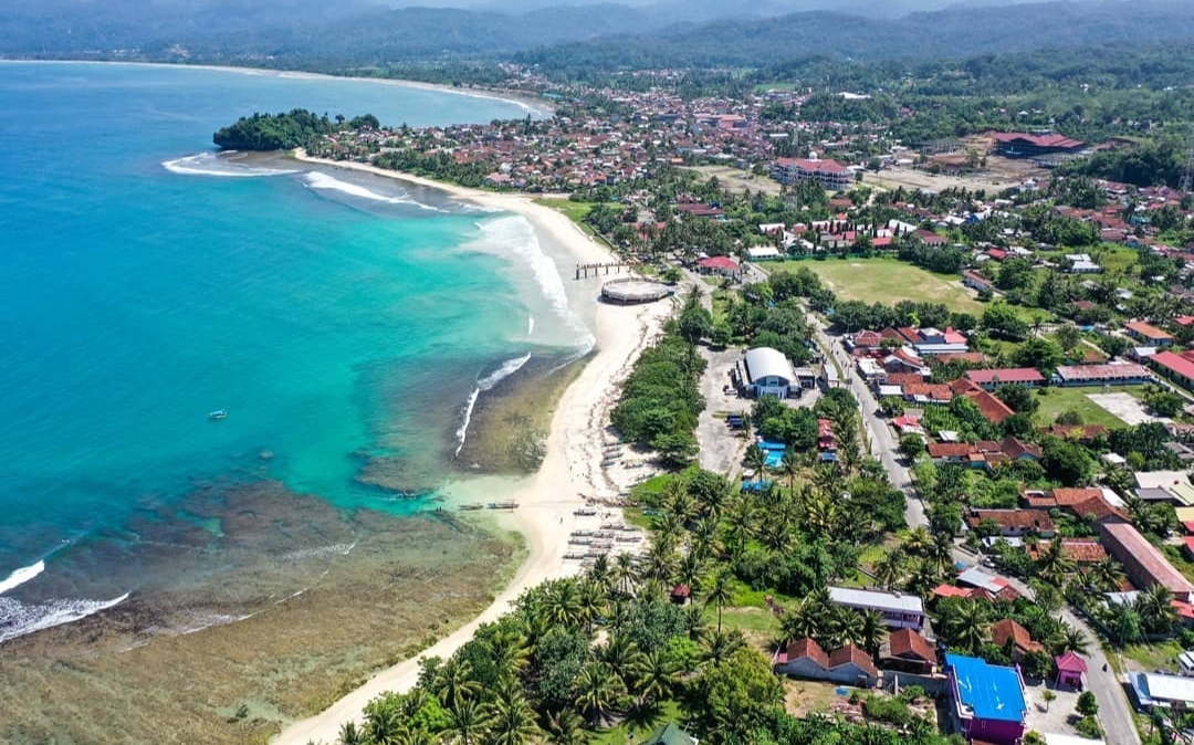 Begini Informasi Lengkap dari Wisata Pantai Labuhan Jukung di Pesisir Barat Lampung