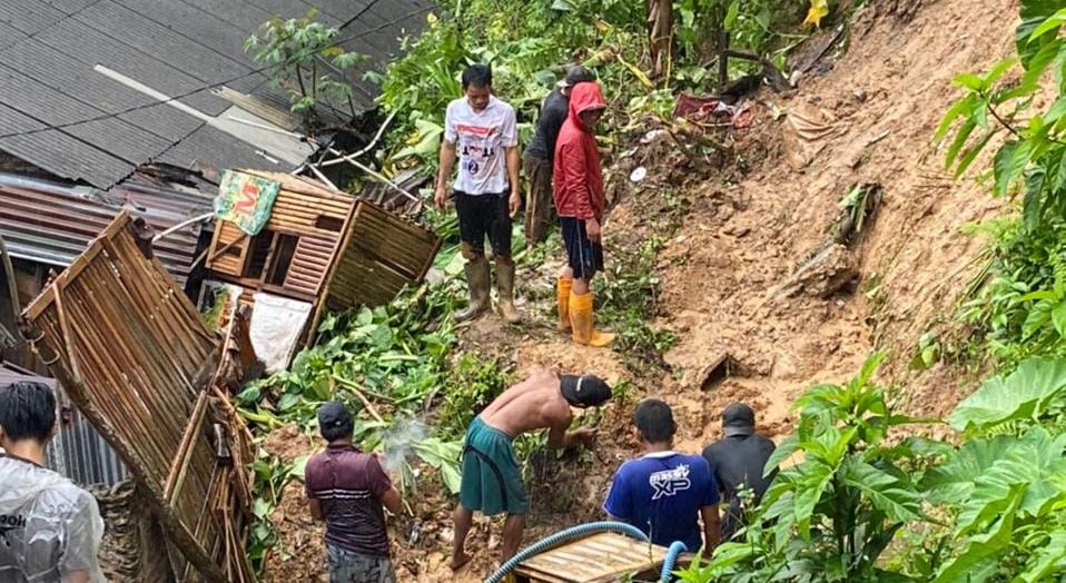 Tetap Waspada! BMKG Ingatkan Potensi Dampak Cuaca Buruk Hingga Nataru, Mulai Banjir Hingga Tanah Longsor