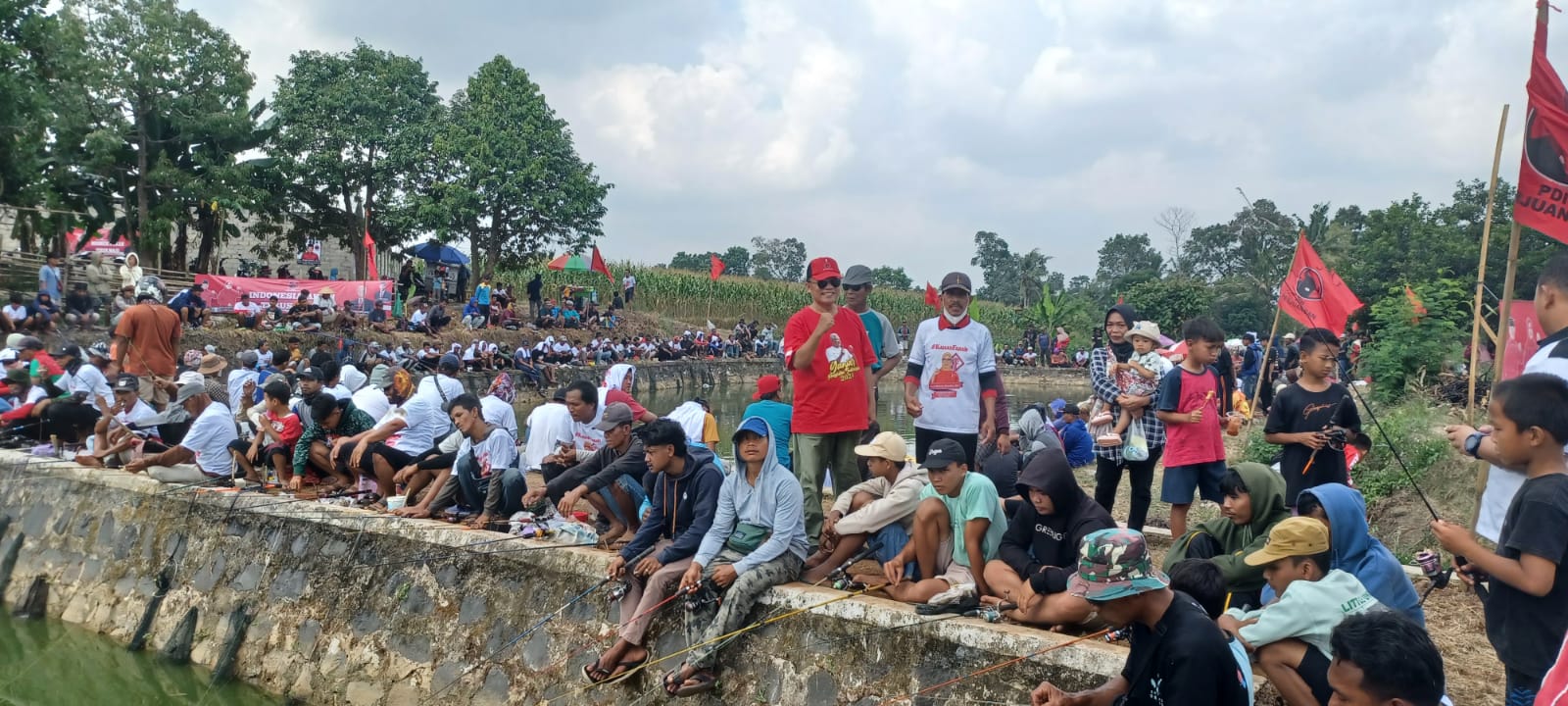 Semarak HUT RI Ke 78, PDIP Lampung Timur Gelar Lomba Mancing Mania