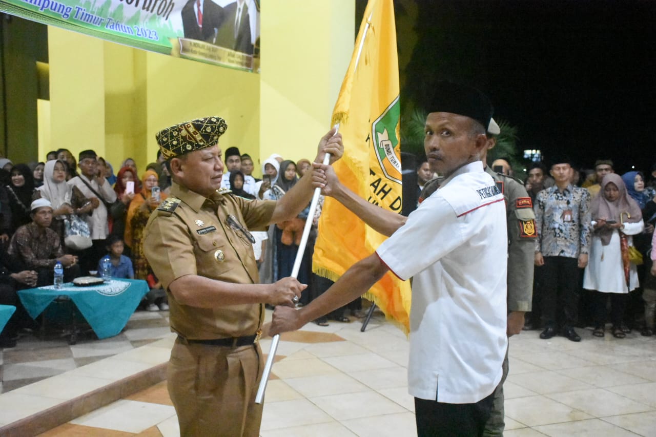 Bupati Lampung Timur Sambut Kedatangan Jamaah Haji Kloter 17