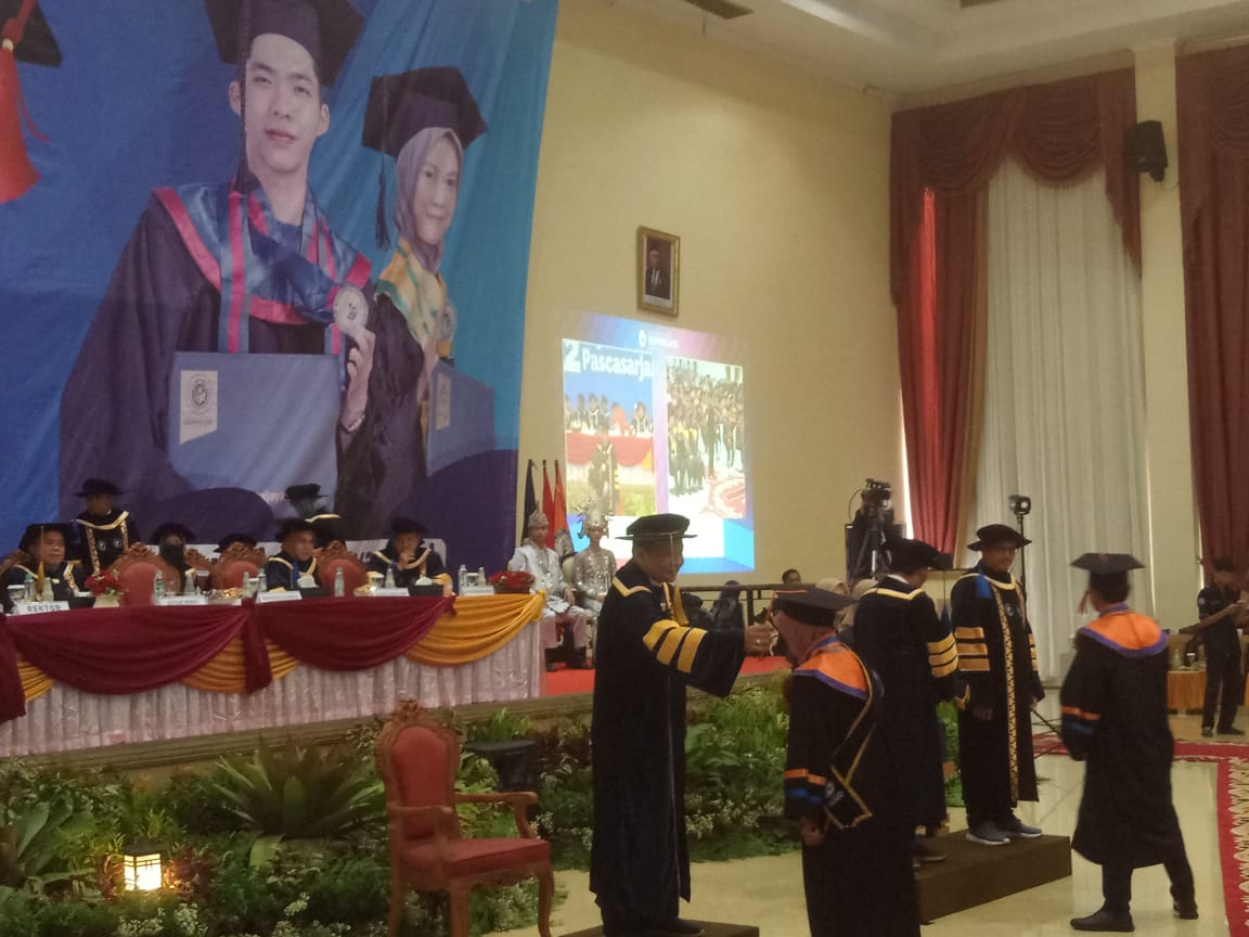 Pesan untuk Wisudawan IBI Darmajaya, Jangan Hari Ini Diwisuda Besok Pengangguran!