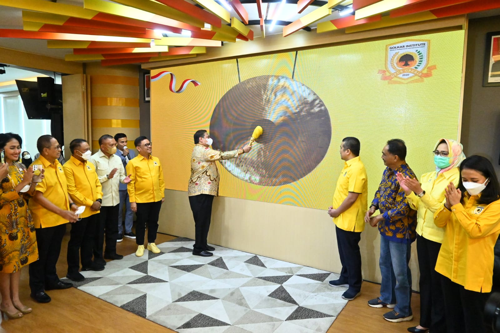 Airlangga Minta Kader Muda Golkar Siap Hadapi Perubahan Iklim