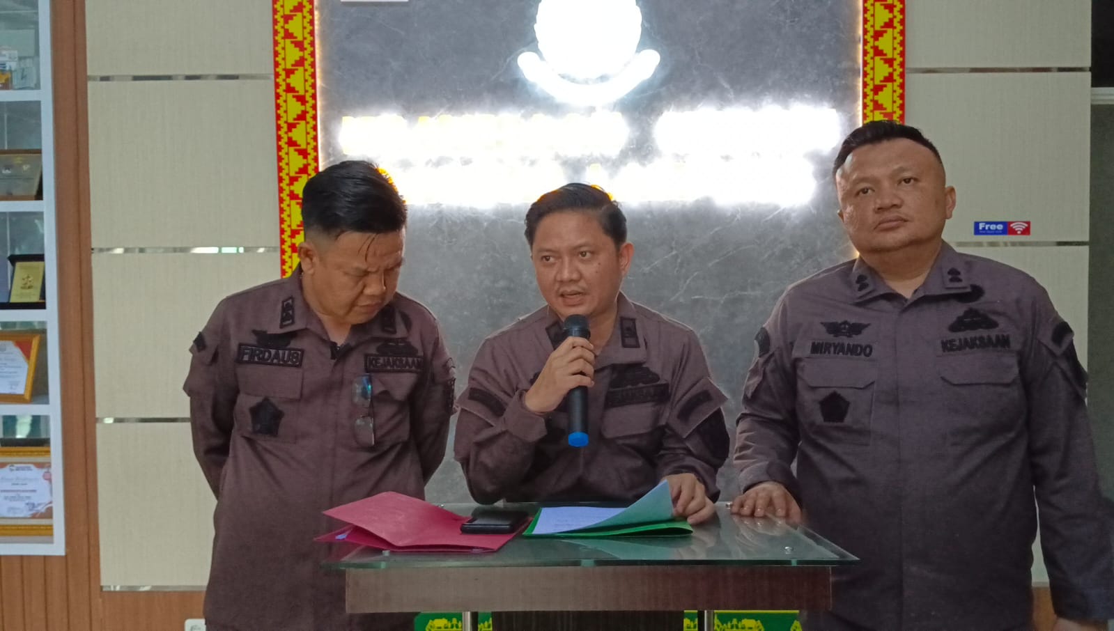 Selain Terima 4 Tersangka Jaringan Narkoba Fredy Pratama, Kejari Juga Terima BB Rp 2,9 Miliar