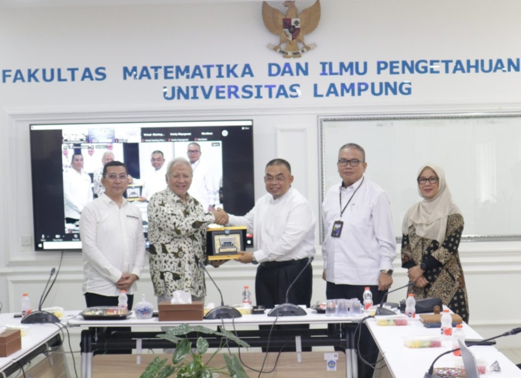 Kepemimpinan Transformatif Bangun Universitas Berkelas Dunia