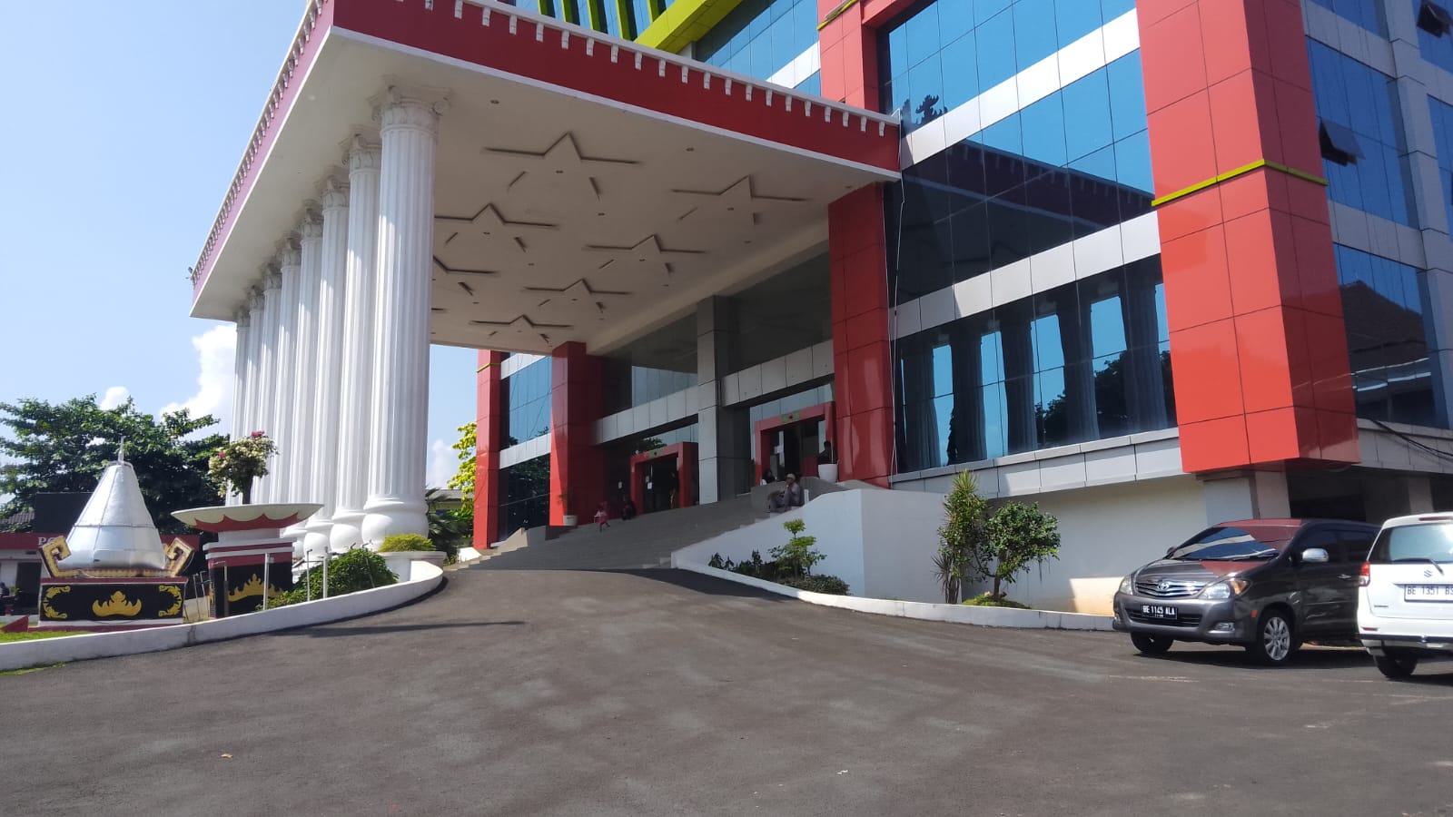 Pemkot Bandar Lampung Raih Penghargaan Kepatuhan Pelayanan Publik Tertinggi