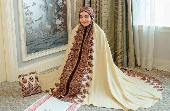 Rekomendasi 4 Mukena Cantik, Bikin Adem saat Salat Tarawih Ramadhan 2024, Harga Murah Dengan Bahan Premium