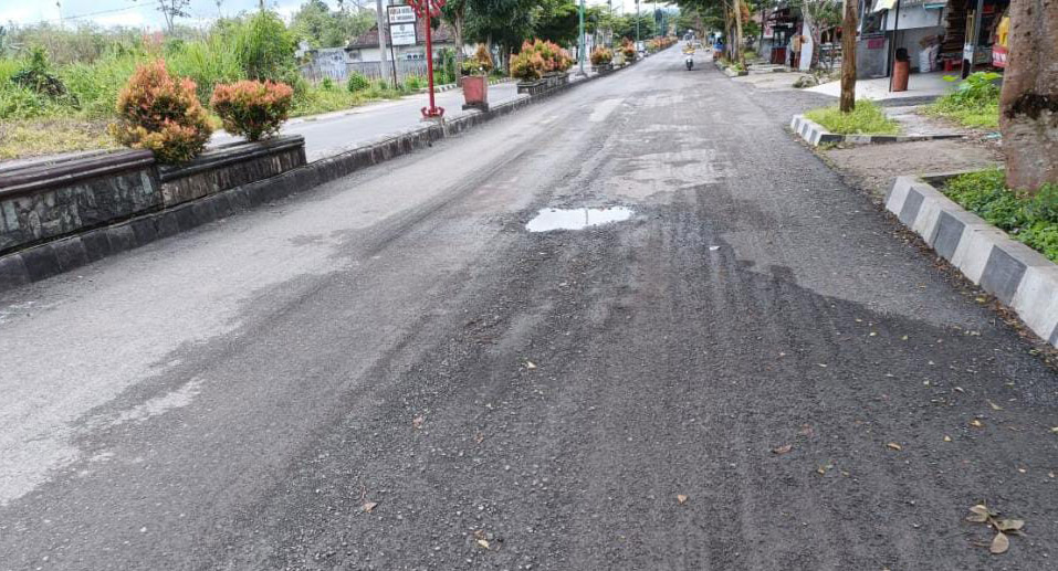 Baru Diperbaiki, Kondisi Jalan Penghubung Lampung Barat-Sumatera Selatan Sudah Begini
