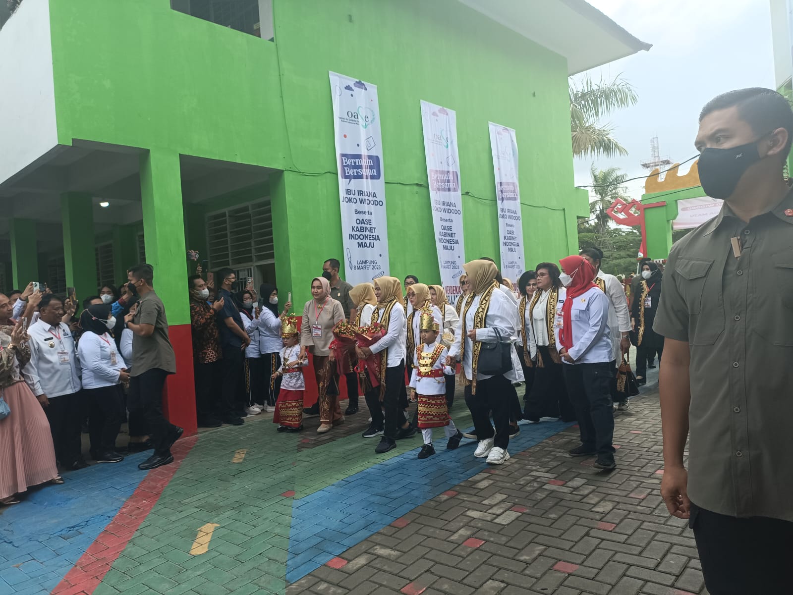 Hari ini, Ibu Negara Iriana Jokowi, Hadir di Lampung Ini yang Dilakukannya