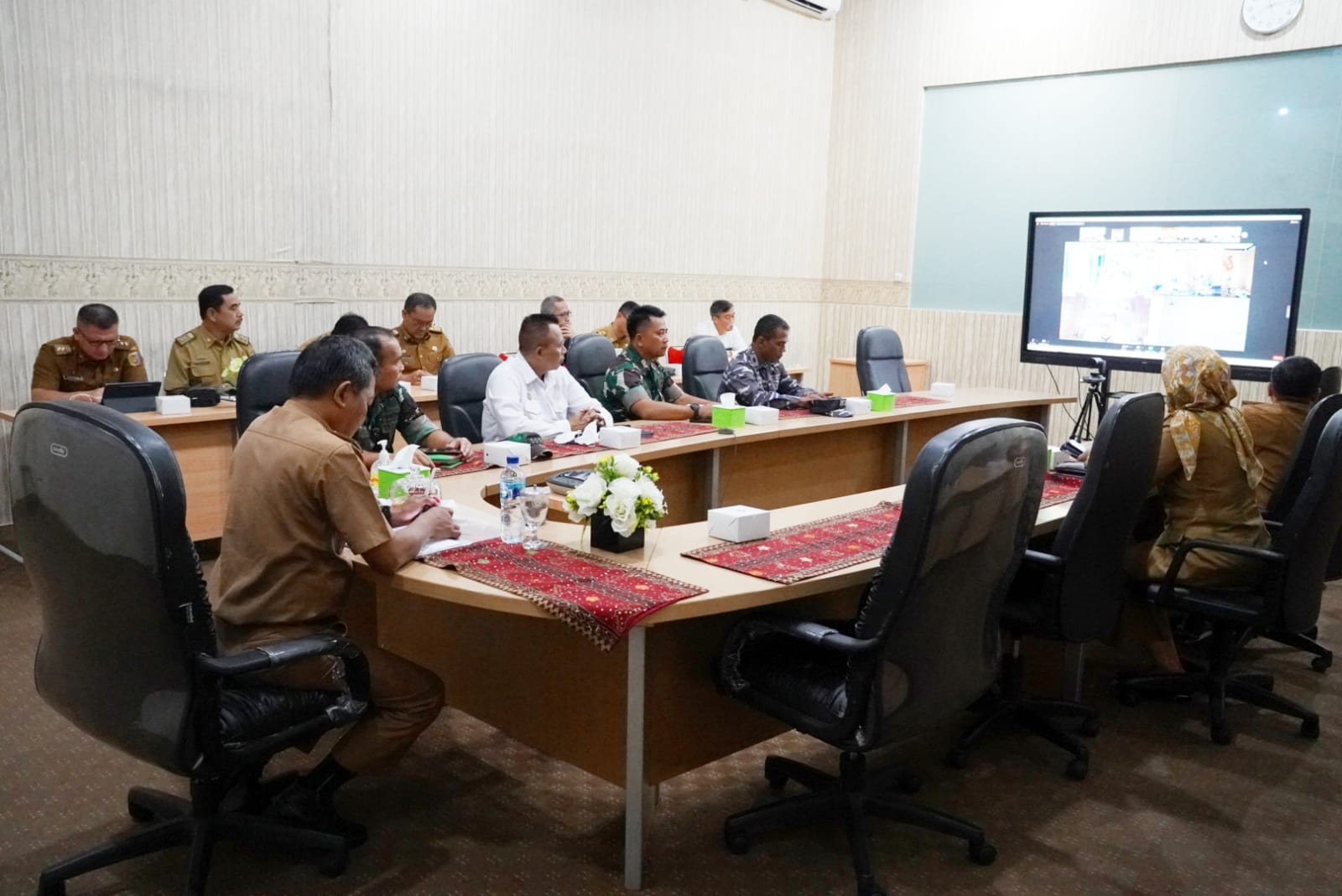 Rapat Inflasi Mingguan, Mendagri Tito Pesan Waspada Kenaikan Harga Beras, Minyak Goreng, Hingga Cabai