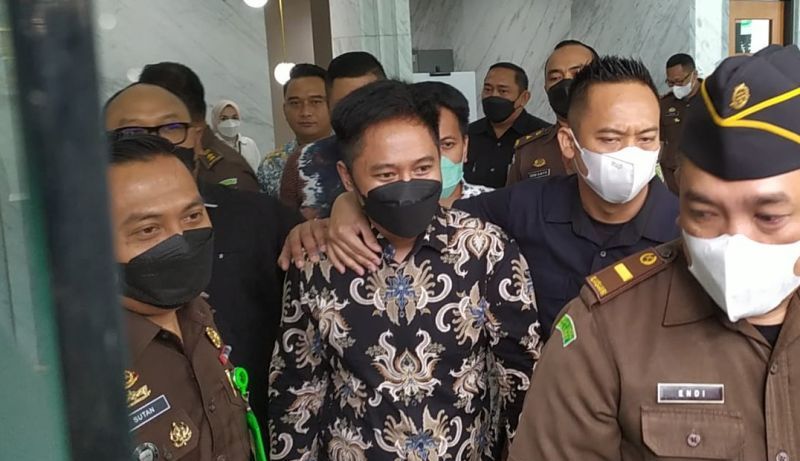 Istri dan Ibu Doni Salmanan Diminta untuk Hadir di Persidangan
