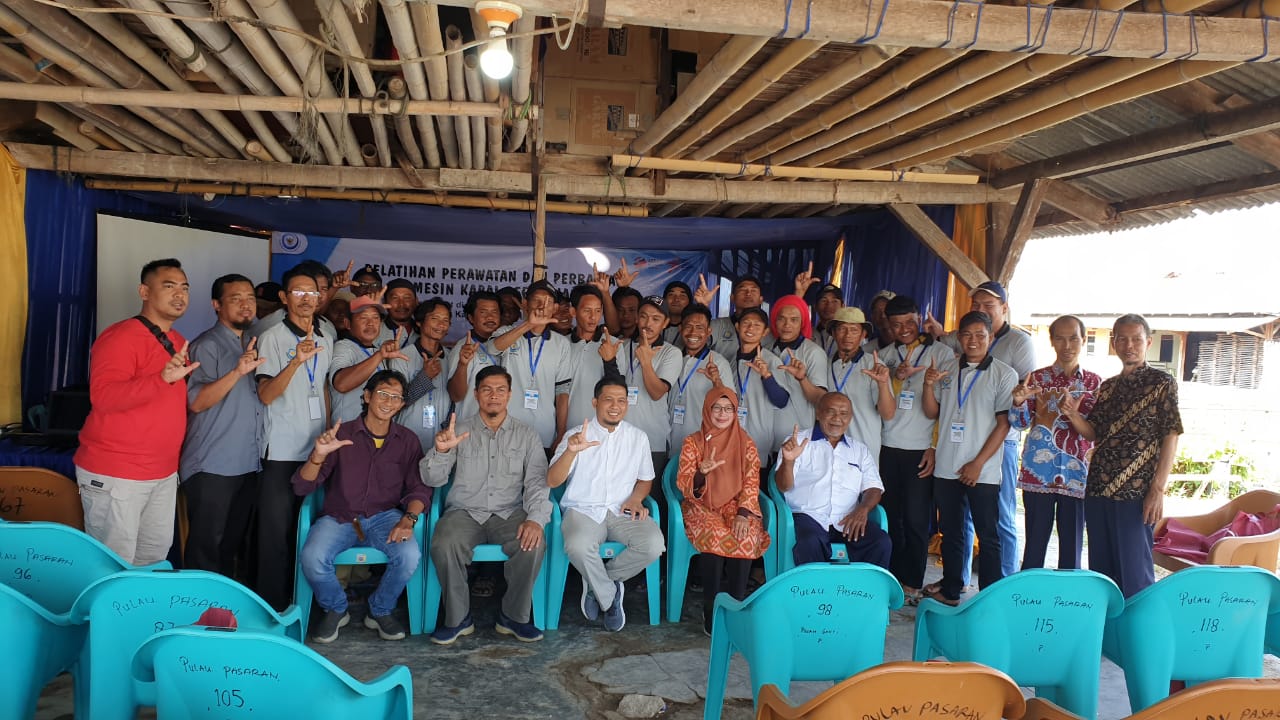 Nelayan Pulau Pasaran Lampung Dapat Pelatihan Mesin Kapal
