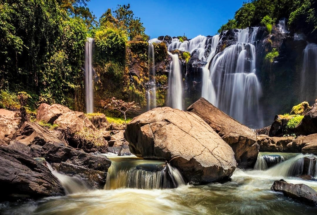 Hanya Sekitar 1.5 Jam Dengan Pesawat, Dari Jakarta ke Way Kanan Lampung, Dikenal Negeri 1001 Air Terjun