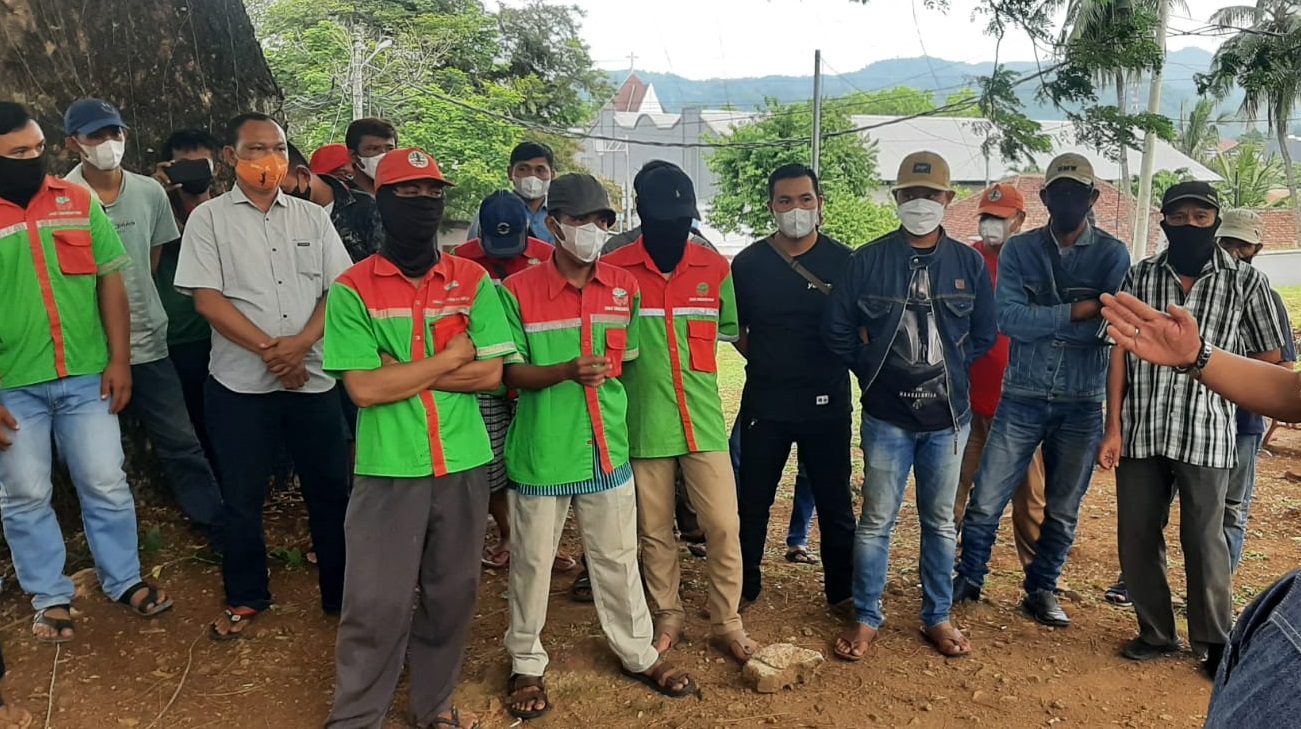 Gaji 2 Bulan Tak Dibayar, Petugas Kebersihan DLH Bandarlampung Ancam Mogok Kerja