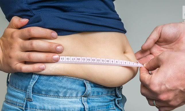 Kenali Kebiasaan Buruk yang Bikin Perut Wanita Buncit Lengkap Dengan Solusinya
