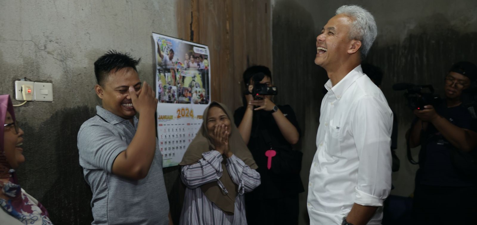 Momen Ganjar Pranowo Menginap di Rumah Ortu Alumni SMKN Jateng