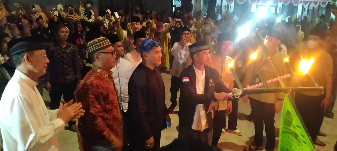 Pawai Obor Sambut 10 Muharam di Pringsewu