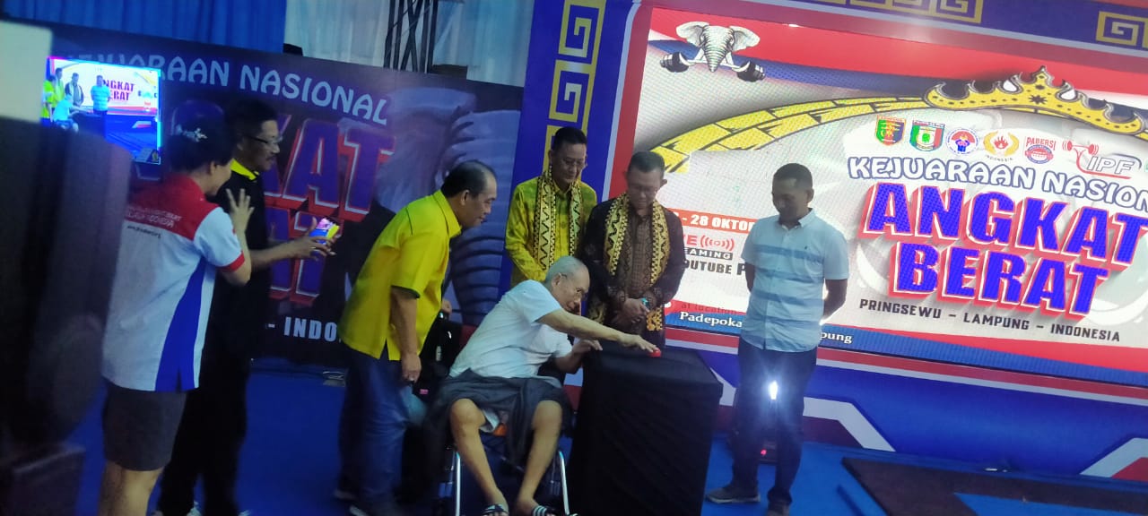 172 Lifter dari 19 Provinsi Ikut Kejurnas Angkat Berat di Padepokan Gajah Lampung Pringsewu