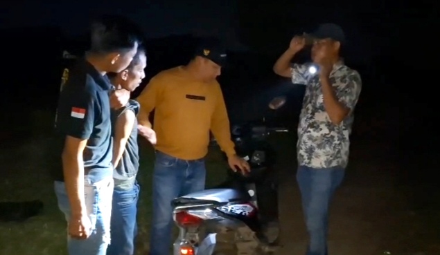 Sembunyikan Sabu Di Bawah Jok Motor, Warga Lampung Timur Digelandang ke Kantor Polisi