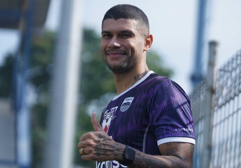Persib Bandung Kian Siap Sambut Liga 1 Usai David Da Silva dan Kuipers Pulih, Ciro Alves pun Membaik