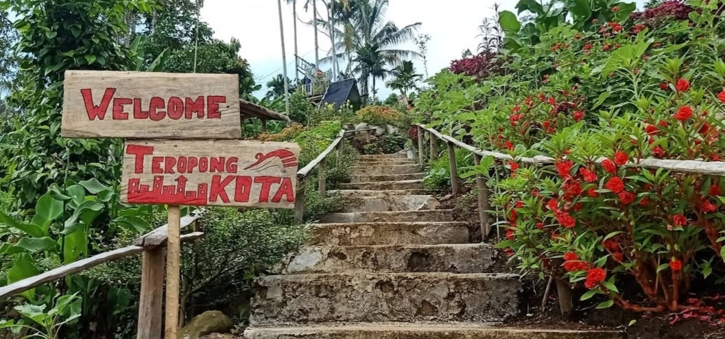 Dua Jam Dari Bandar Lampung, Serunya Berswafoto Teropong Kota Kalianda, Alternatif Destinasi Wisata Lampung