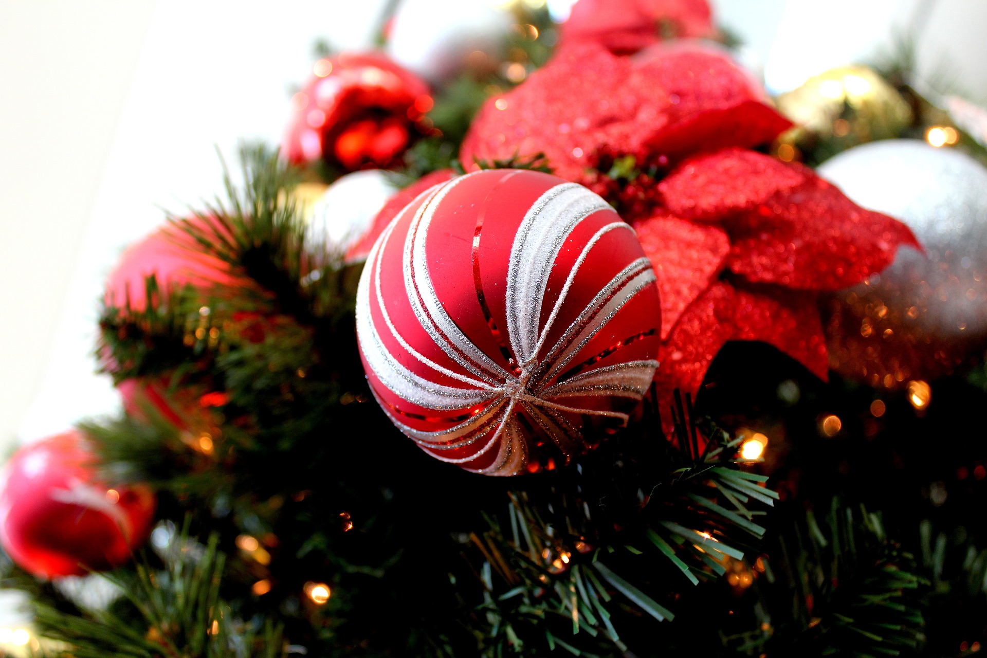 9 Rekomendasi Ornamen Natal Sebagai Penghias Rumah
