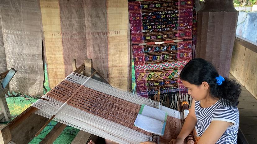 Berkat Program Klasterkuhidupku BRI, Klaster Usaha Tenun Ulos Ini Sukses Bangkit dan Berdayakan Kaum Wanita