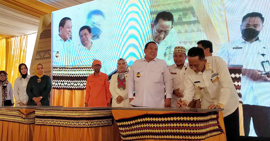 Gubernur Lampung Launching Sentra Industri Kerajinan Tapis dan Desa Wisata Kampung Tapis, Ini Pesannya
