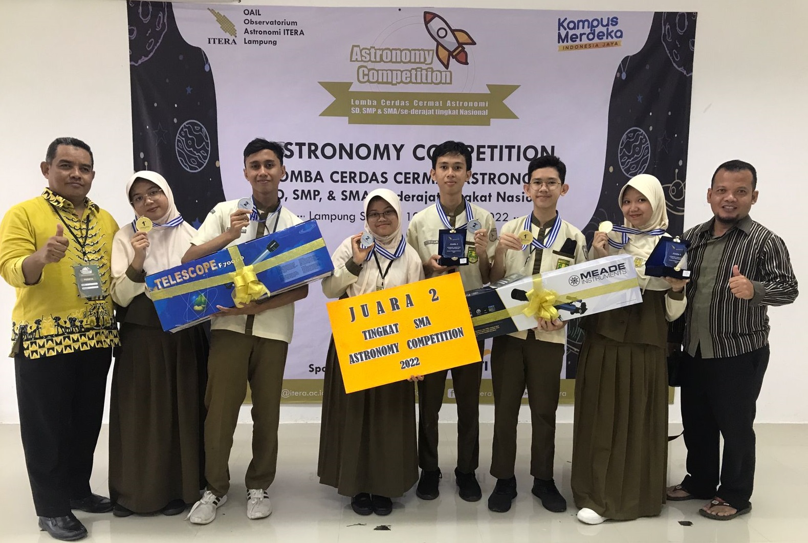 Dua Tim SMA Al Kautsar Juara Nasional LCC Astronomi