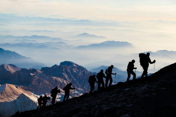 Jangan Dilanggar, Ini 8 Pantangan Jika akan Mendaki Gunung