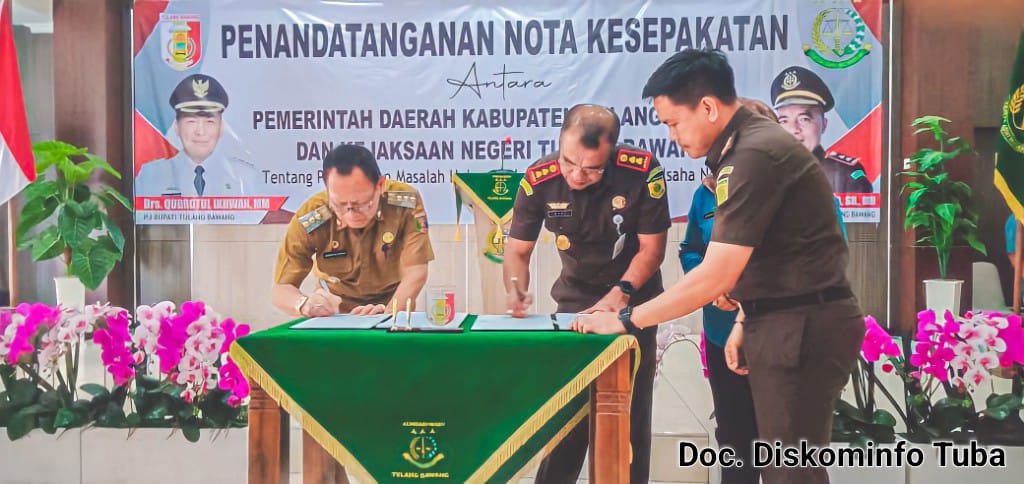 Pj Bupati Tulang Bawang dan Kajari Tanda Tangan MoU, Cek Isi Perjanjian Kerjasamanya
