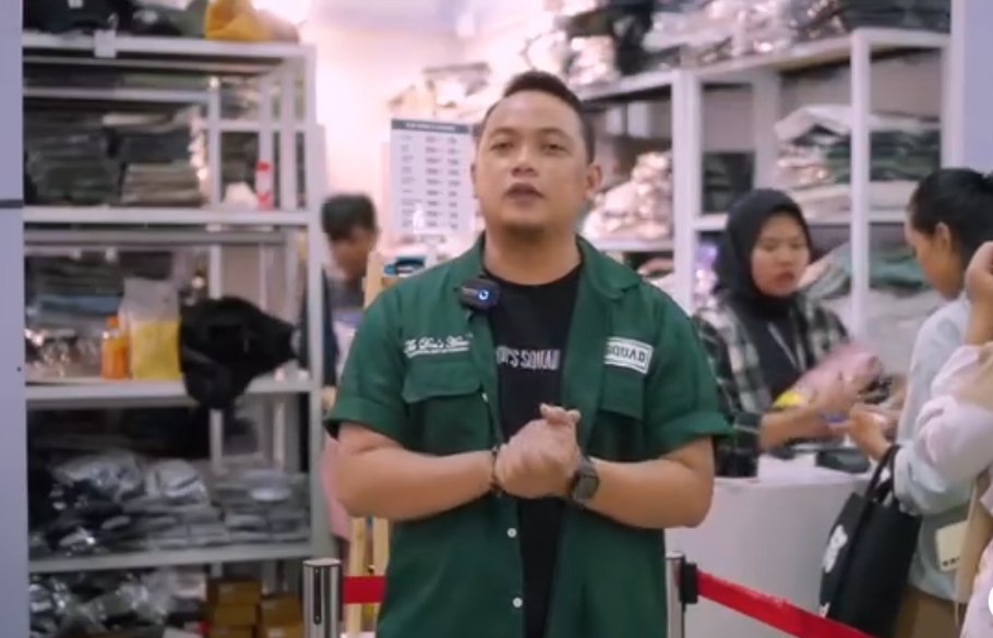 Profil Ahmad Muqhis, Pengusaha Fashion Clothing yang Kini Sukses Menjadi Anggota DPRD Bandar Lampung