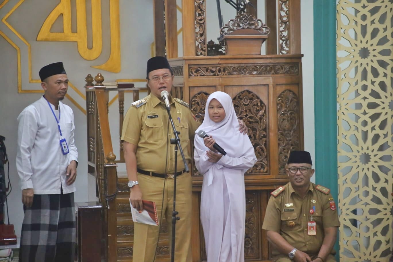 Nukman Janjikan Beri Reward Umroh Gratis Salah Satu Siswi Yayasan Rumah Quran