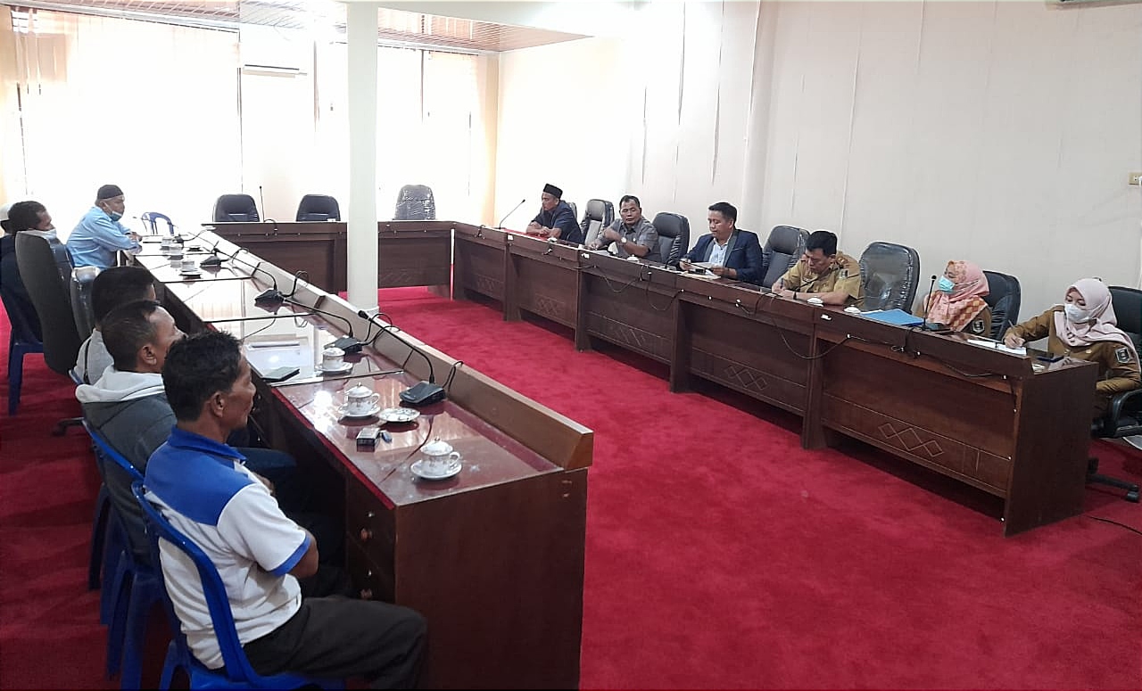 Belantik Sapi Keluhkan PMK, Komisi 2 DPRD Lampung Timur Siap Koordinasi Dengan Kementan