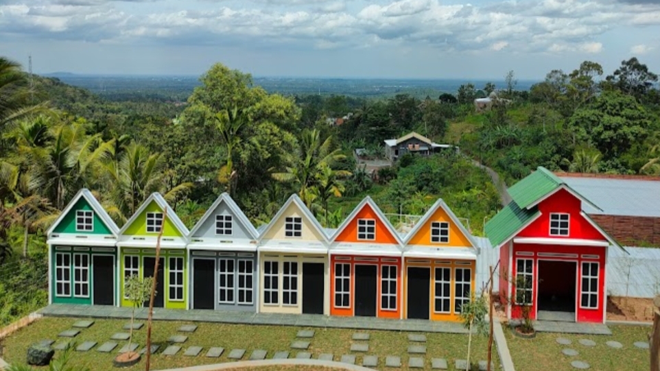 Healing Asyik di Lengkung Langit 1 Bandar Lampung, Nikmati Senja hingga Rumah Kecil Bernuansa Eropa