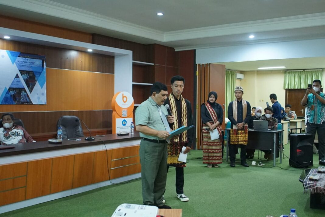 Ratusan Mahasiswa Ikuti Pengambilan Sumpah PMPAP