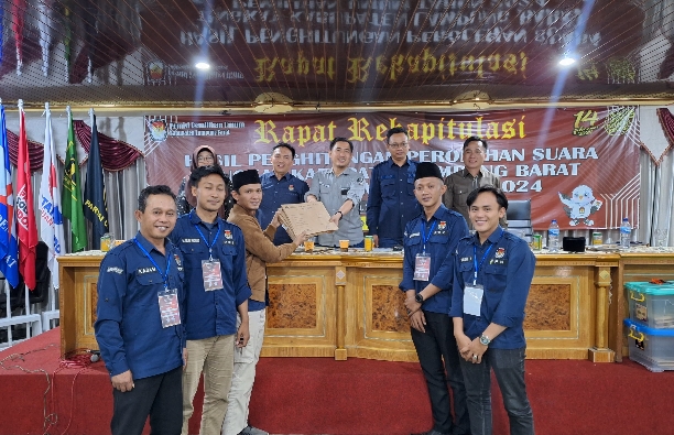 Pleno Hasil Perolehan Suara Tingkat KPU Lampung Barat Berjalan Lambat