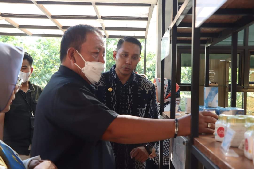 Gubernur Arinal Djunaidi Kunjungi Industri Hilirisasi Berbahan Baku Hasil Laut