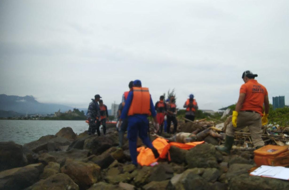 Ternyata Sesosok Mayat Pria yang Ditemukan di Pinggir Pantai Merupakan ABK