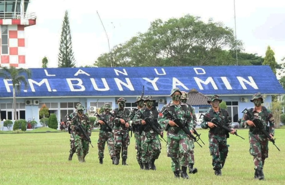 Prajurit TNI AU Asah Kemampuan Navigasi Darat