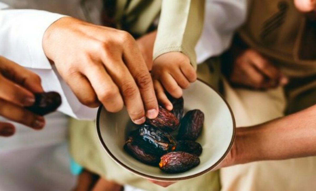 Tata Cara Buka Puasa di Bulan Ramadhan Sesuai Sunnah, Lengkap Dengan Doa Berbuka yang Shahih