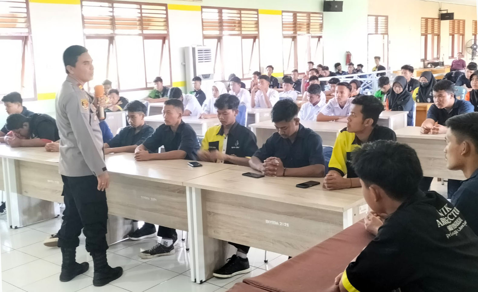 Ricuh Pertandingan Futsal, Kapolsek Datangi SMKN 1 Gadingrejo, Ini Pesannya