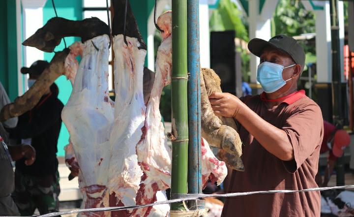 Jangan Sampai Salah! Ini Kategori Penerima Daging Kurban
